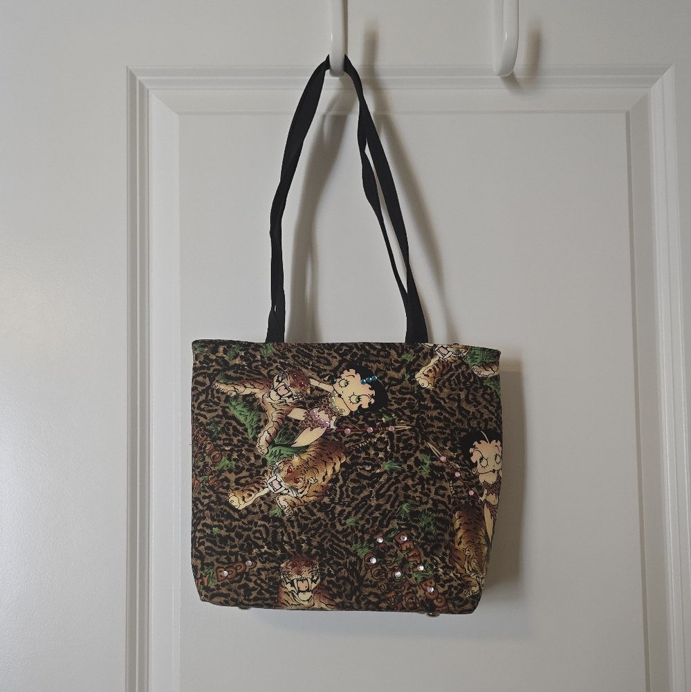 Betty Boop shoulder bag & wristlet